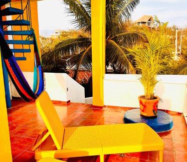 Puerto Angel Apartment | La Casa de Colores Ocean View
