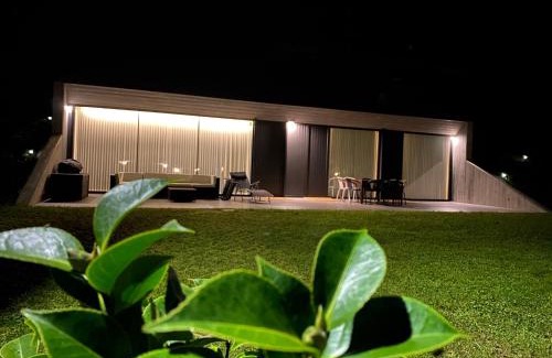 Llanes Villa | La Casa de Hierba - Casa de campo de diseño con jardín y wifi cerca de las playas de Llanes