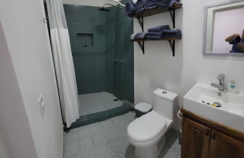 El Tuito Apartment | La Casa de Kate, a modern new apartment in historic El Tuito