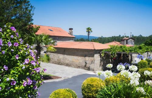 Brion House | La Casa De Los Barbazanes