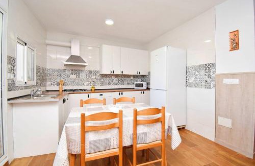 Fondon Apartment | La Casa de Manolo