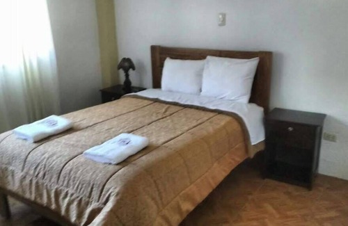 Urubamba Hotel | La Casa de Piedra Ecolodge
