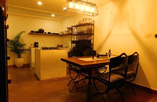 Santa Cruz de Mompox House | La casa del Colibri