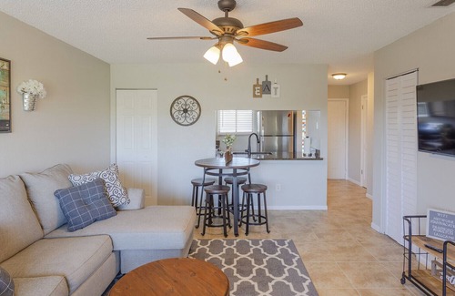 Dunedin Condo | La Casa Del Mar 608 Star5vacationscom