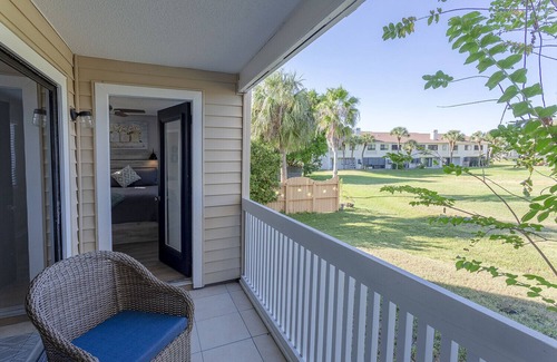 Dunedin Condo | La Casa Del Mar 610 Star5vacations.com