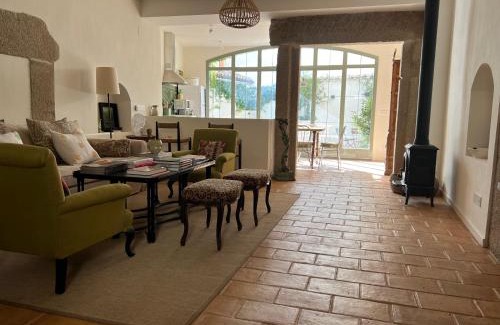 Oropesa House | La Casa del Pasadizo elegante casona restaurada con piscina