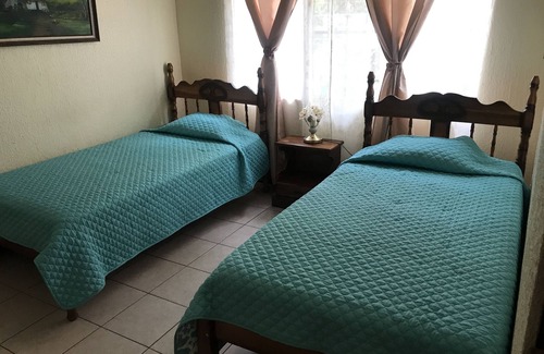 Residencial La Giralda Bed & Breakfast | La casa del suizo