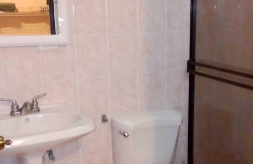 Residencial La Giralda Bed & Breakfast | La casa del suizo