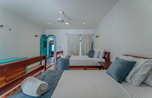 Chicxulub Puerto House | La Casa Del Velero, Beachfront