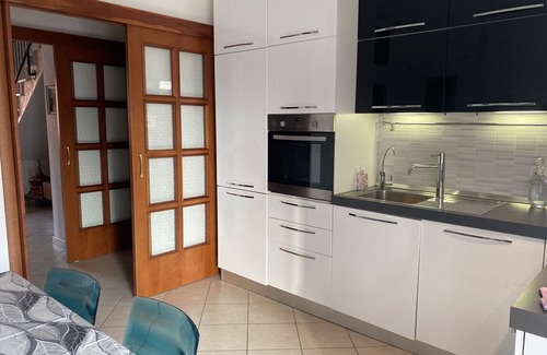 Battifolle Apartment | 'La Casa Dell'artista' a 10 Minuti dal Centro di Arezzo in Tranquilla Periferia
