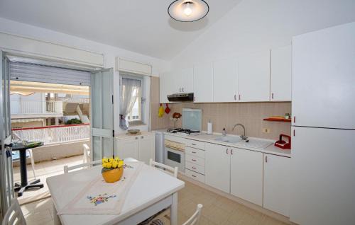 Caucana-finaiti-casuzze-finaiti Nord Apartment | La Casa Di Adele
