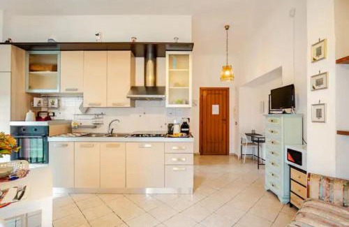 Frattocchie Apartment | La Casa di Ale 1 - accogliente appartamento vicino Roma con 1 camera da letto