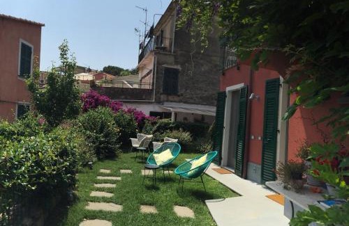 Borgo Antico House | La Casa di Andrea Relais