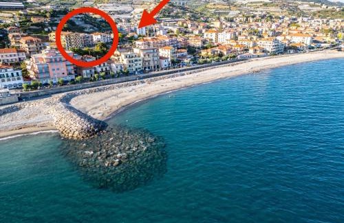 Riva Ligure Apartment | La Casa di Ben giardino sul mare