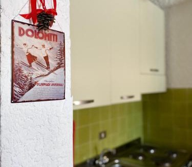 Folgarida Apartment | La casa nel verde, un nido accogliente con vista