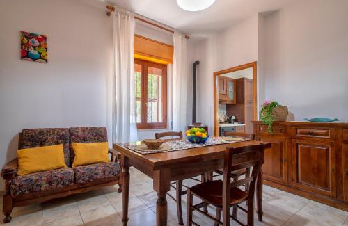 Osilo House | La Casa Nella Valle