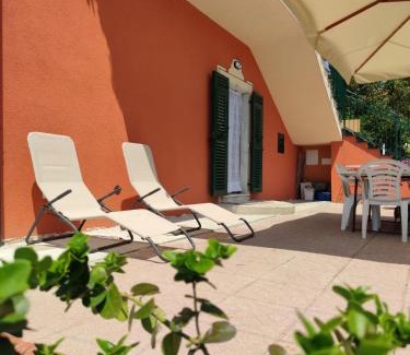 Rezza Apartment | La casa tra verde e mare