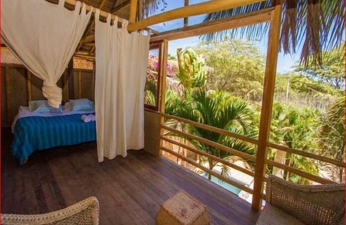 Mancora House | La Casa Verde Lepape
