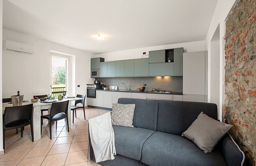 Sesto Calende Apartment | La Cascina di Elma Few Meters From Lake, Sesto Calende, Italy