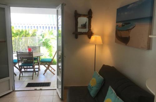 Saint Felix Apartment | La Case de Guy