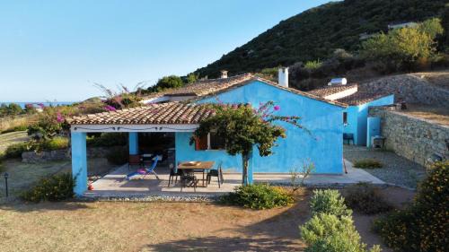 Tertenia Ski Chalet | La casetta celeste