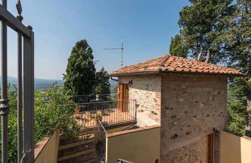 Civitella Marittima House | La Casina del Melograno