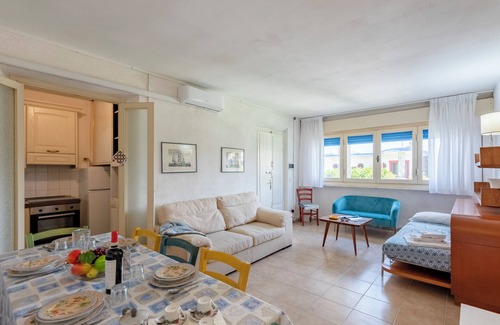 Lido di Camaiore Apartment | La Casina Del Pescatore On the Beach