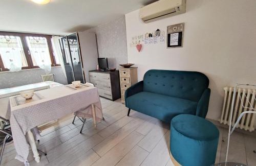 Zona IV Casal Boccone Apartment | La Casina on the roof - studio