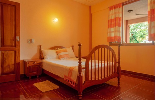 Puerto Escondido House | La Casona Hostel