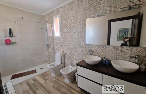 Villena House | La Catrina