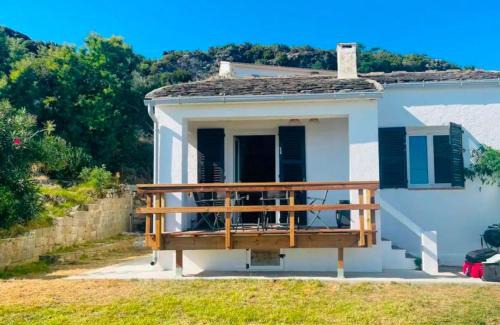 Pozzo House | La Cazetta du Cap by Monarca, vue Mer, 4 personnes