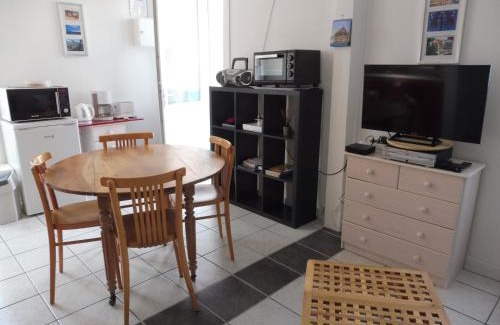 Coeur de Nacre Apartment | La Chaloupe
