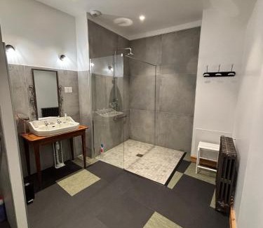 Epernay House | La Charuel