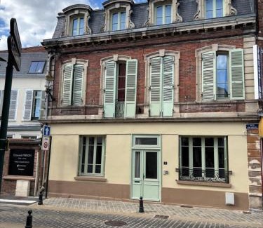 Epernay House | La Charuel