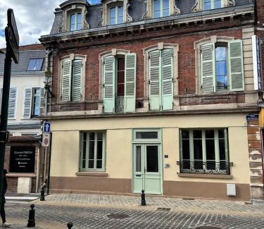 Epernay House | La Charuel