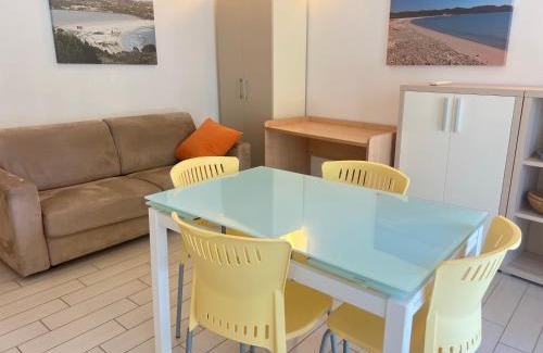 Villasimius Apartment | La chiocciola di Beniamino, Villasimius appartamento confort, parking gratuito, fronte bus Arst, navetta mare e postazione noleggio monopattini elettrici