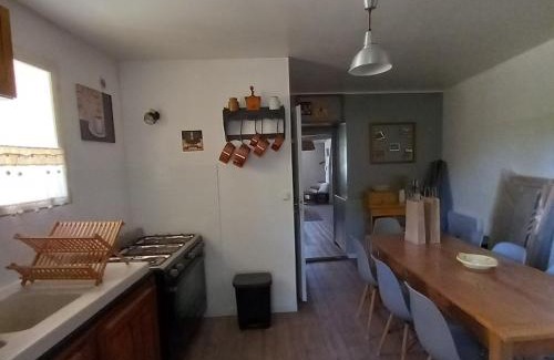 Villes-sur-Auzon House | La Cigale bleue