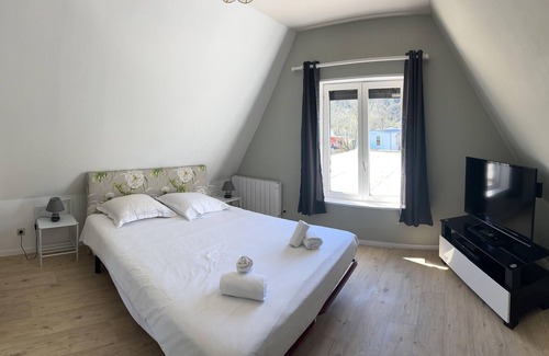 Jumieges House | La Clef d'Argent - Jardin, jacuzzi et vue sur la Seine