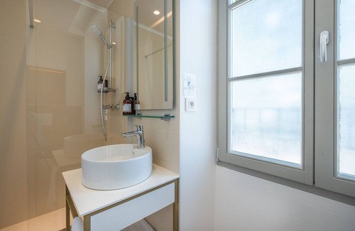 Maslives Hotel | La Clef des Chateaux