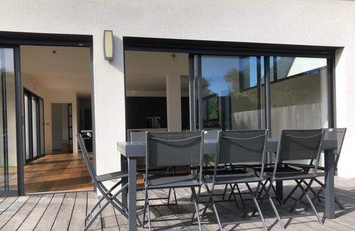 La Trinite-sur-Mer Villa | LA CLEMENTINIERE 4 bedrooms sleeps 8