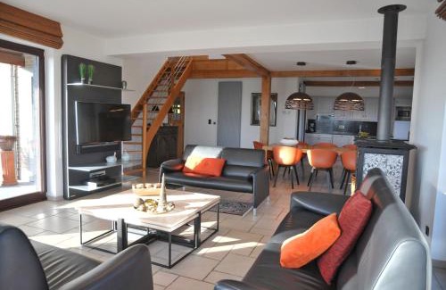 Somme-Leuze House | La Coline