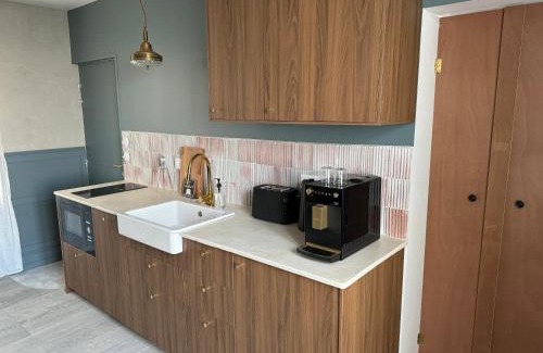 Ault Apartment | -LA CORDIALITÉ-
