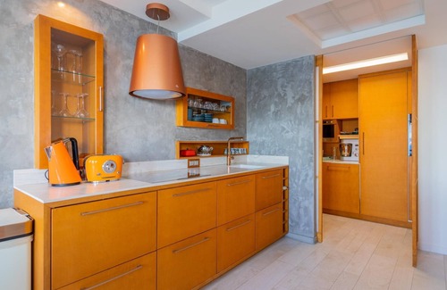 Le Pharo Apartment | 'La Corniche' Superb apt with terrace by Weekome