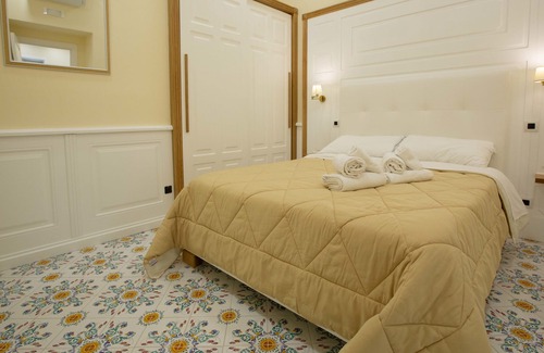 Santa Lucia Apartment | La Corte dei Borboni