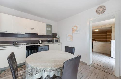 Lonato del Garda Apartment | La corte delle fate