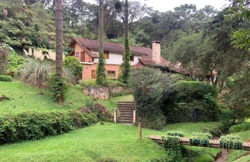 Campos do Jordao House | La Désirade