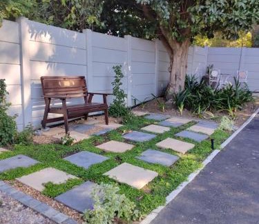 Paarl Apartment | La Damon 1