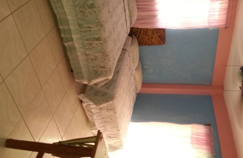 Corozal Hotel | La Delphina B&B Bar and Grill Hotel