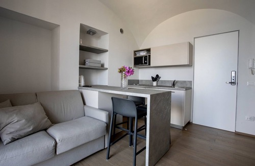 Belgirate Apartment | La Dimora del Glicine
