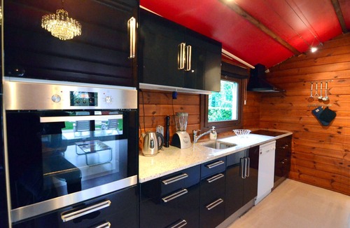 Knesselare Ski Chalet | La Dolce Vita cosy chalet in the middle of nature with sauna and jacuzzi